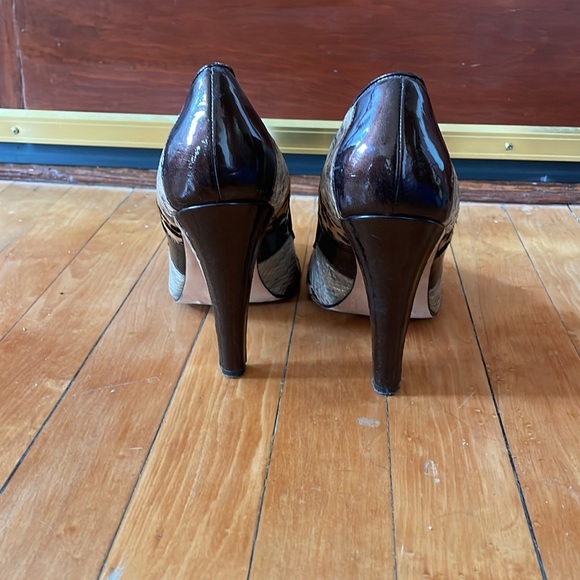 Beverly Feldman Darling patent leather and leopard pumps - Picture 5 of 7